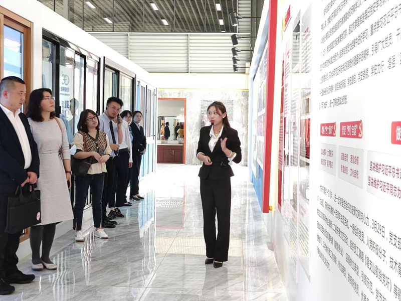 黨建育才 專家助企！貴陽經開區(qū)開展“專家人才走訪企業(yè)”活動
